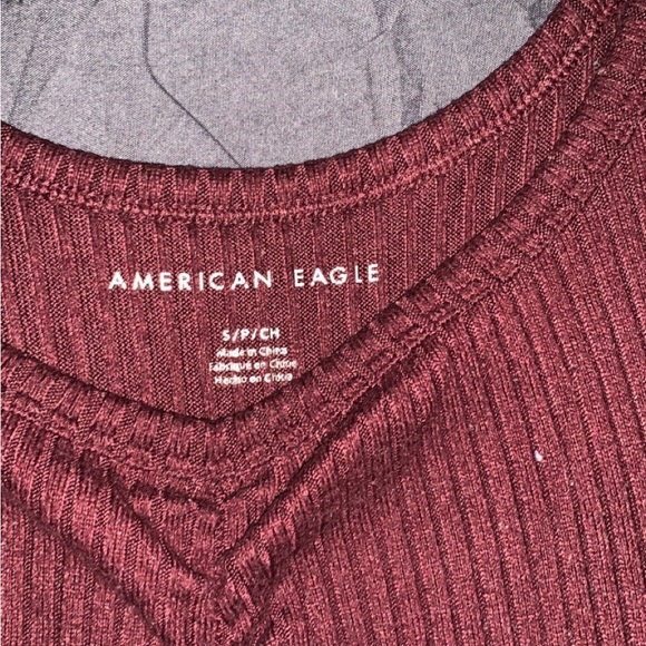 AE crop tank bundle - Picture 4 of 6